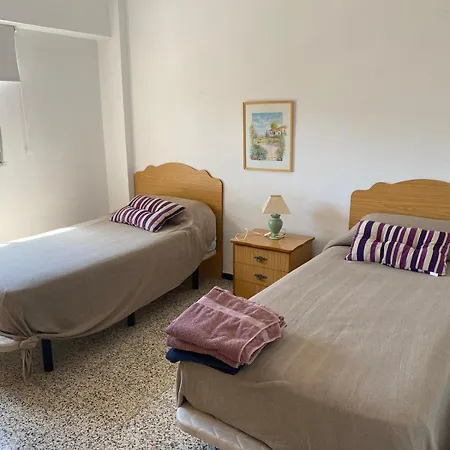 Apartman Comfortable And Conveniently Located House *